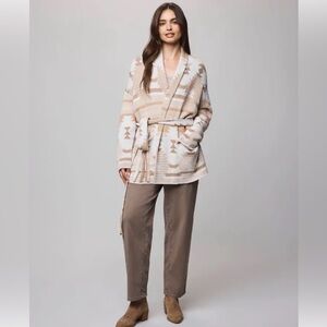 NWOT Splendid Cierra Cardigan XS with tie-belt Cozy Tribal Desert